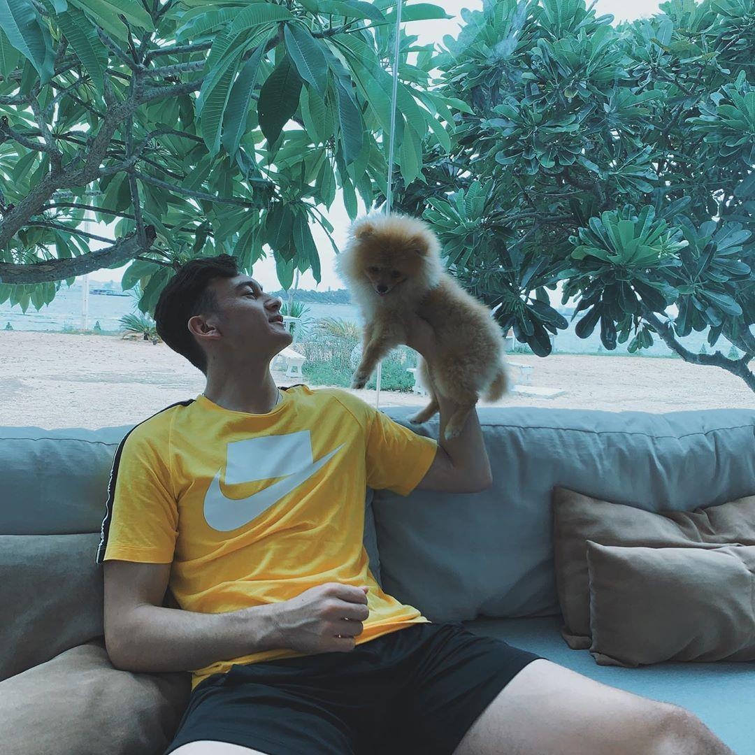 Ban gai cau thu anh 3