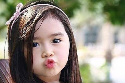 Be gai Han Quoc 'hut follow' vi co ve ngoai dang yeu hinh anh