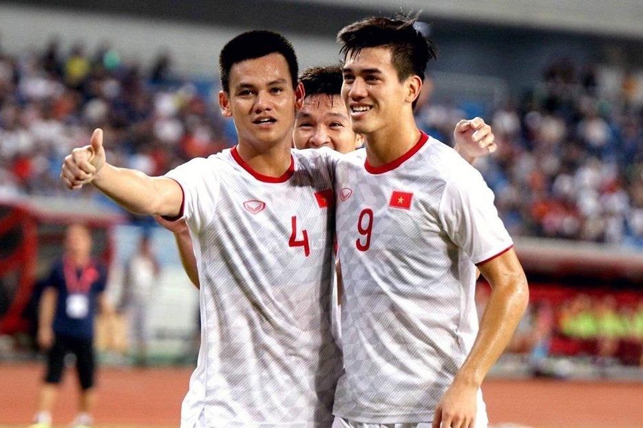 Tan Sinh an mi, Trong Dai lo chan thuong sau khi thang U22 Trung Quoc hinh anh