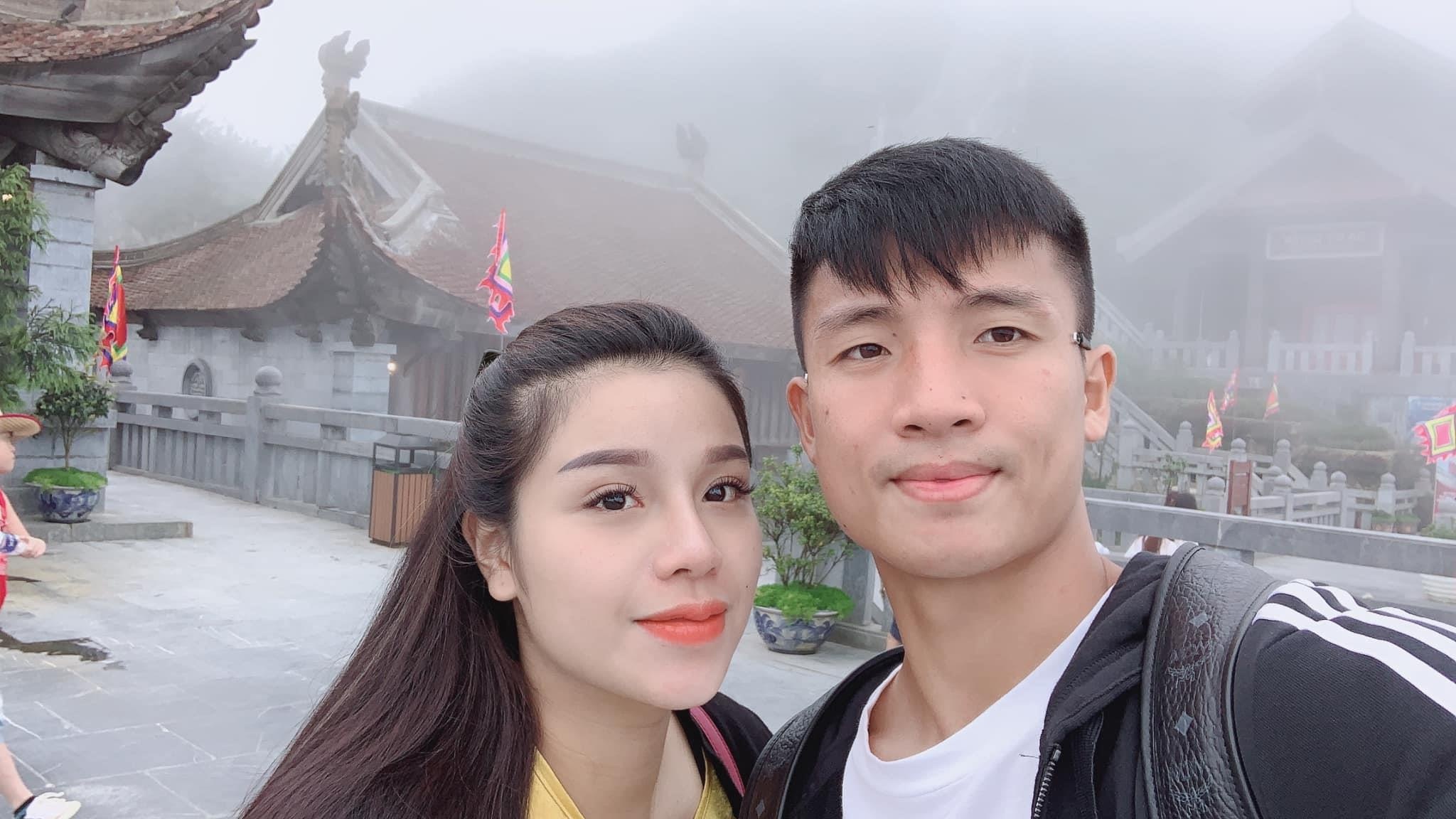 Bui Tien Dung va vo anh 2