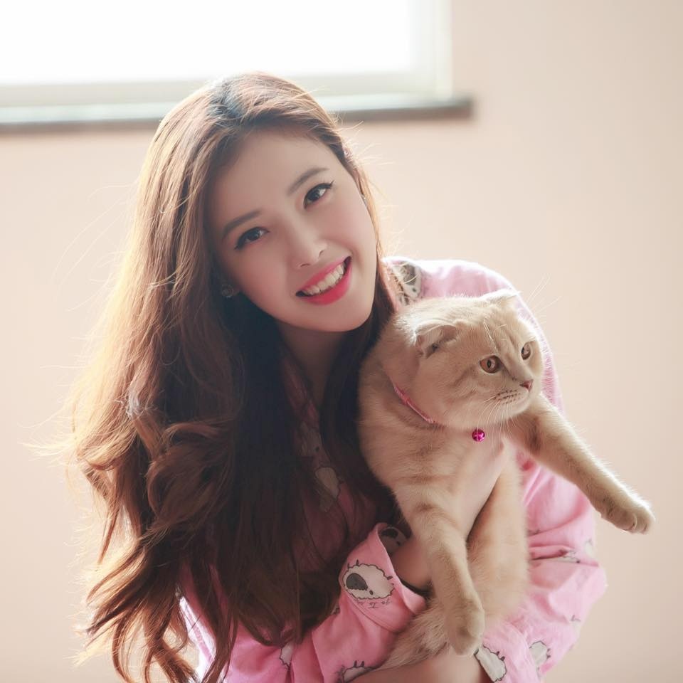 em gai hoang thuy anh 11