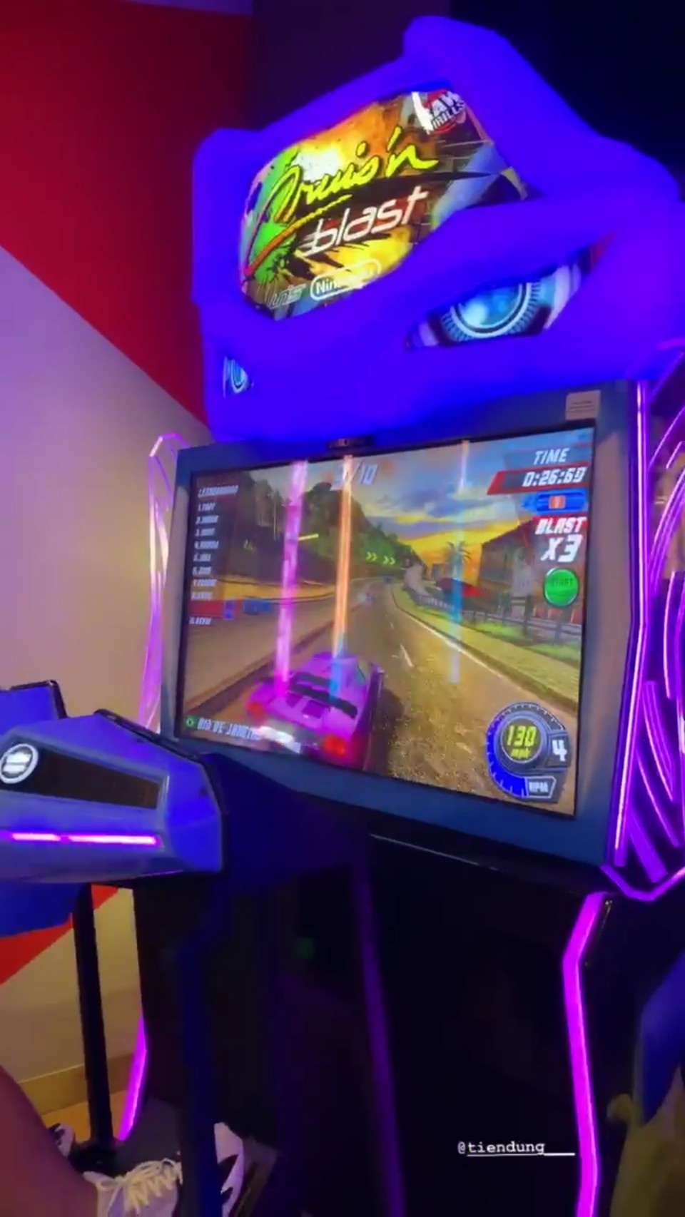 cau thu choi trung thu anh 11