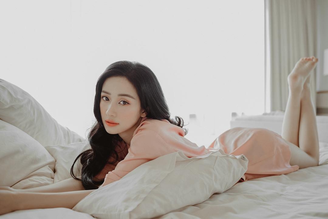 hot girl tra sua anh 2