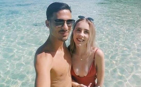 Dan WAGs cua doi tuyen Malaysia toan MC, dien vien, nguoi mau hinh anh