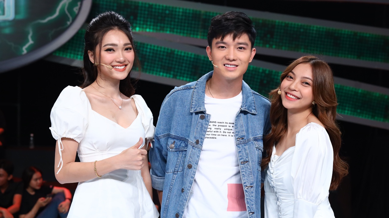 Ban gai cau thu anh 4