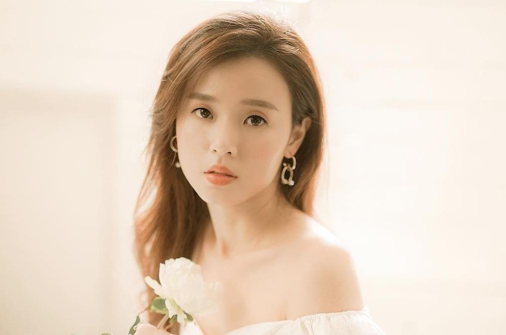 Midu - hot girl doc than yeu doi, nhan sac hack tuoi du cham nguong 30 hinh anh