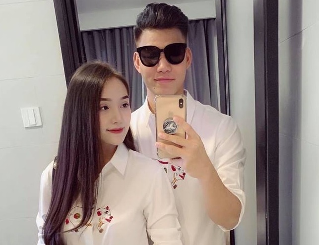 Ban gai cau thu anh 4