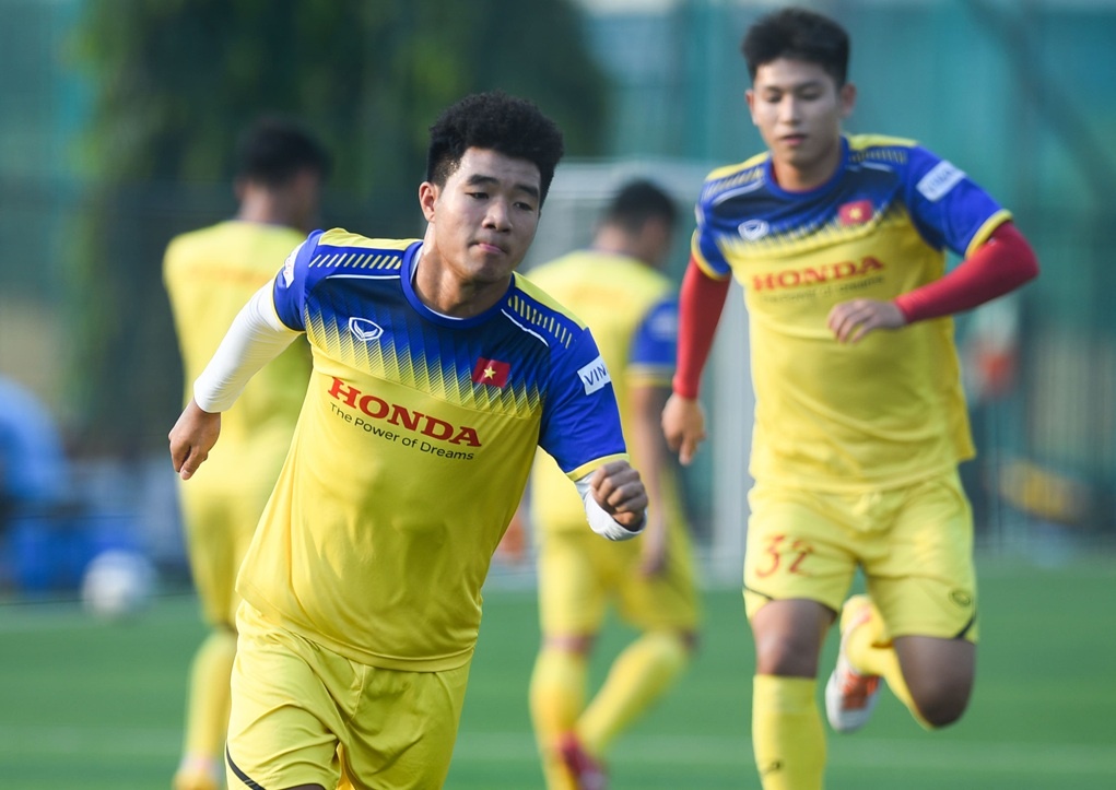 cầu thủ nhuộm tóc ảnh 3 cau thu nhuom toc anh 3