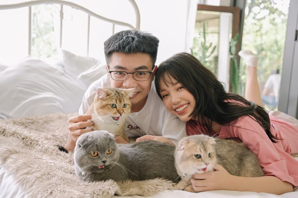 chuyen tinh chi em cua vlogger anh 1