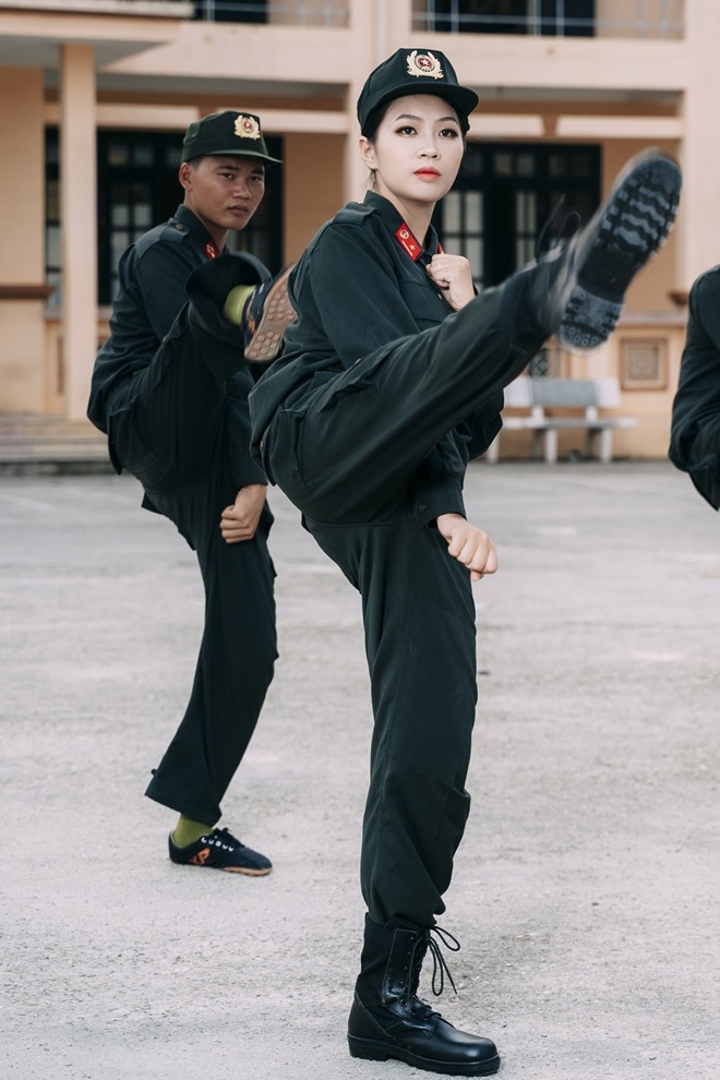 nu canh sat xinh dep anh 3