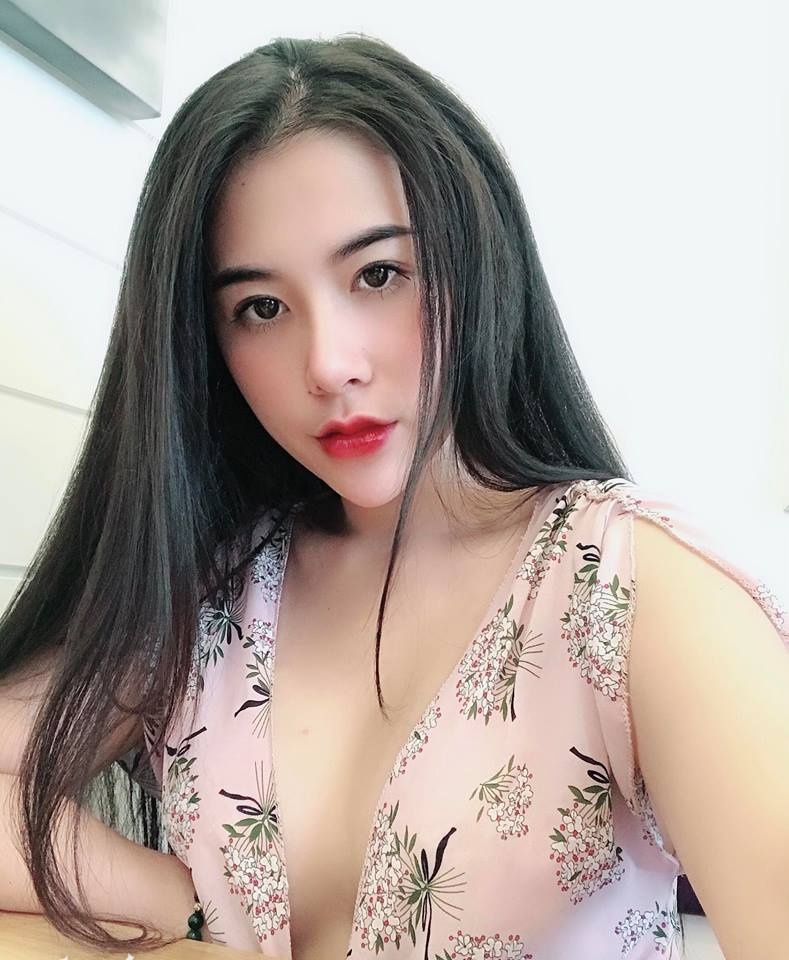 Co giao day tieng anh xinh dep anh 8