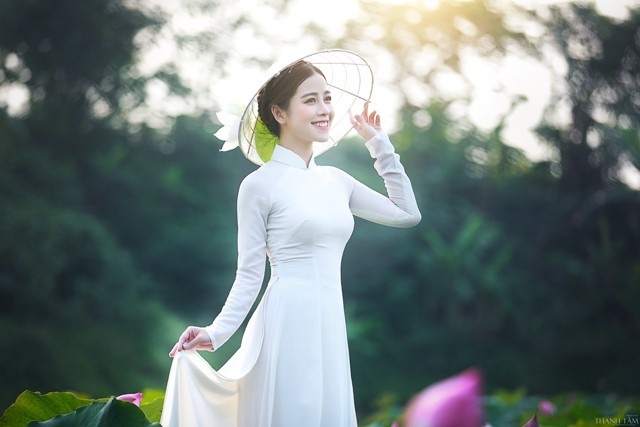 Hot girl DH Khoa hoc tu nhien anh 13