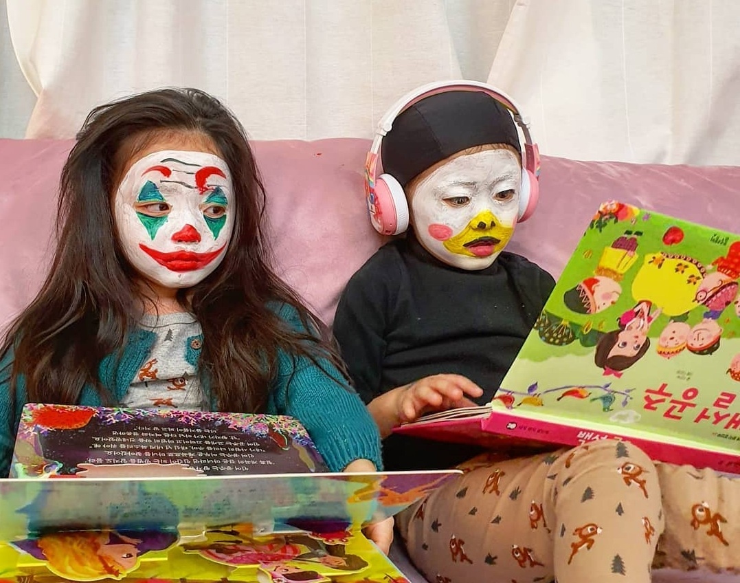 gioi tre hoa trang halloween anh 9