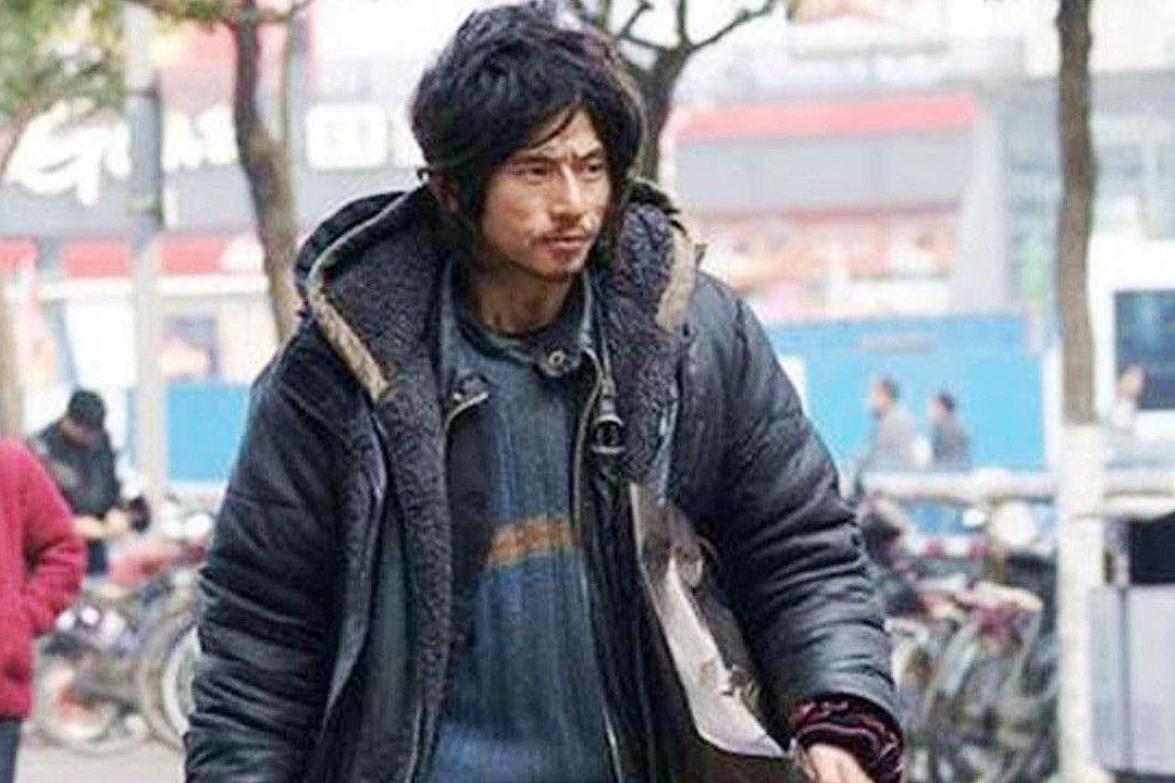 Cuoc song kho van hoan kho cua 'soai ca an may' sau 9 nam noi tieng hinh anh