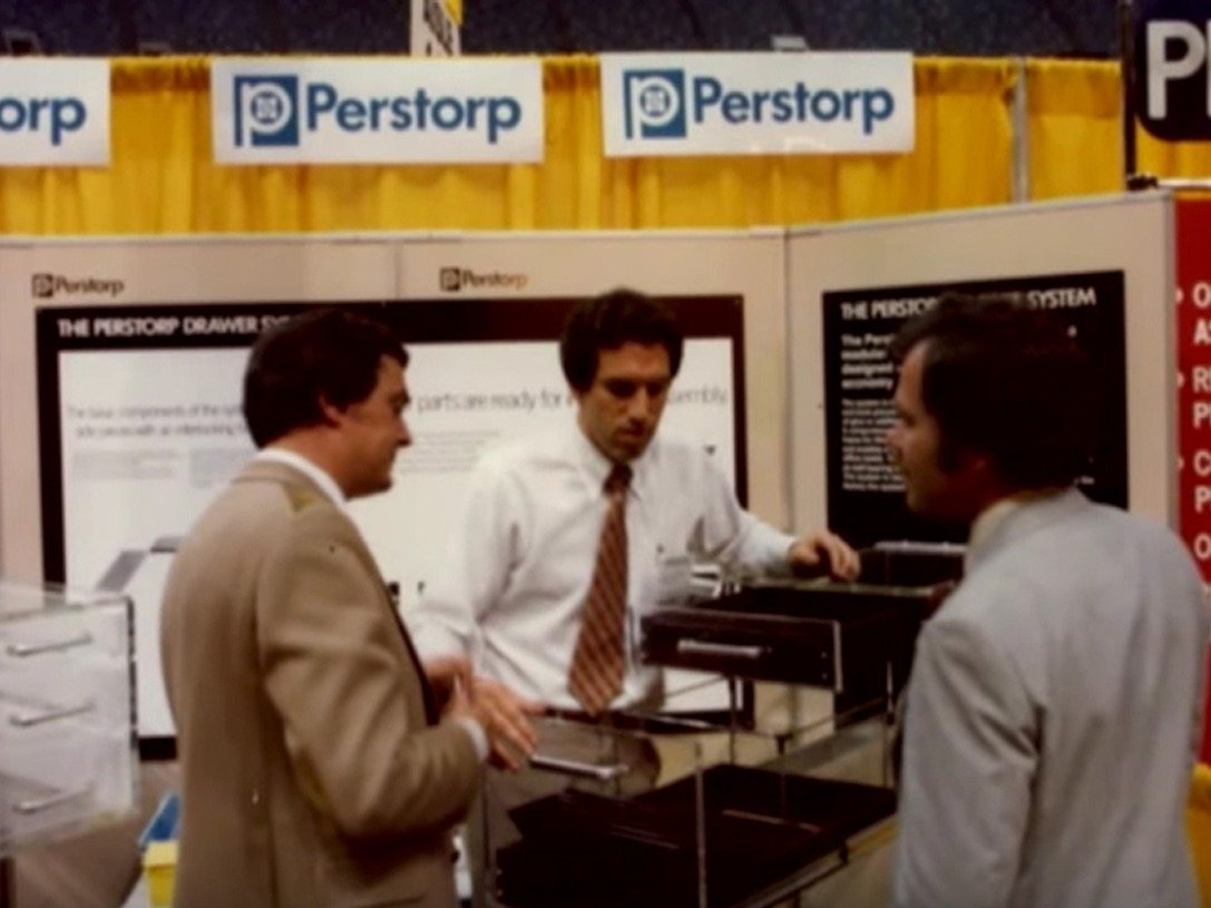 Ông chủ Starbucks khởi nghiệp ảnh 7 Ong chu Starbucks khoi nghiep anh 7