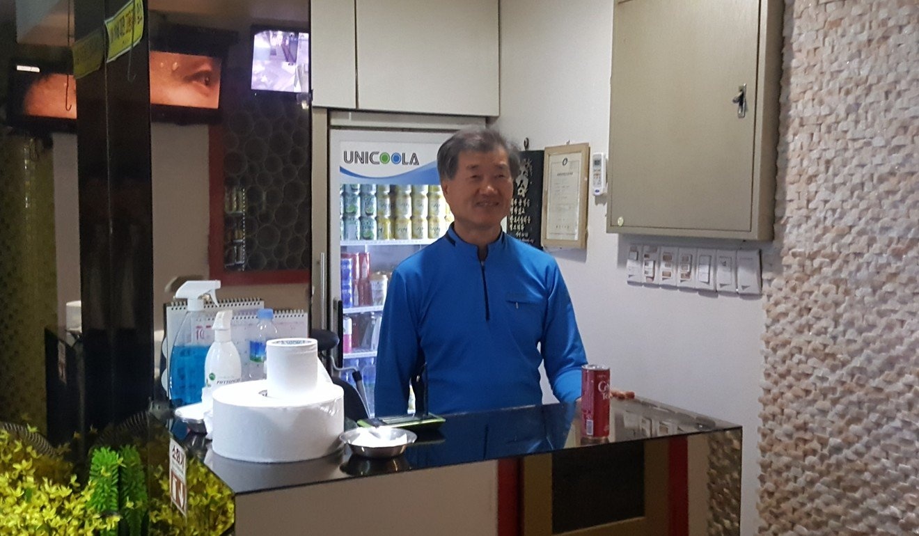 Tay chay van hoa nhau noi cong so o Han Quoc anh 2