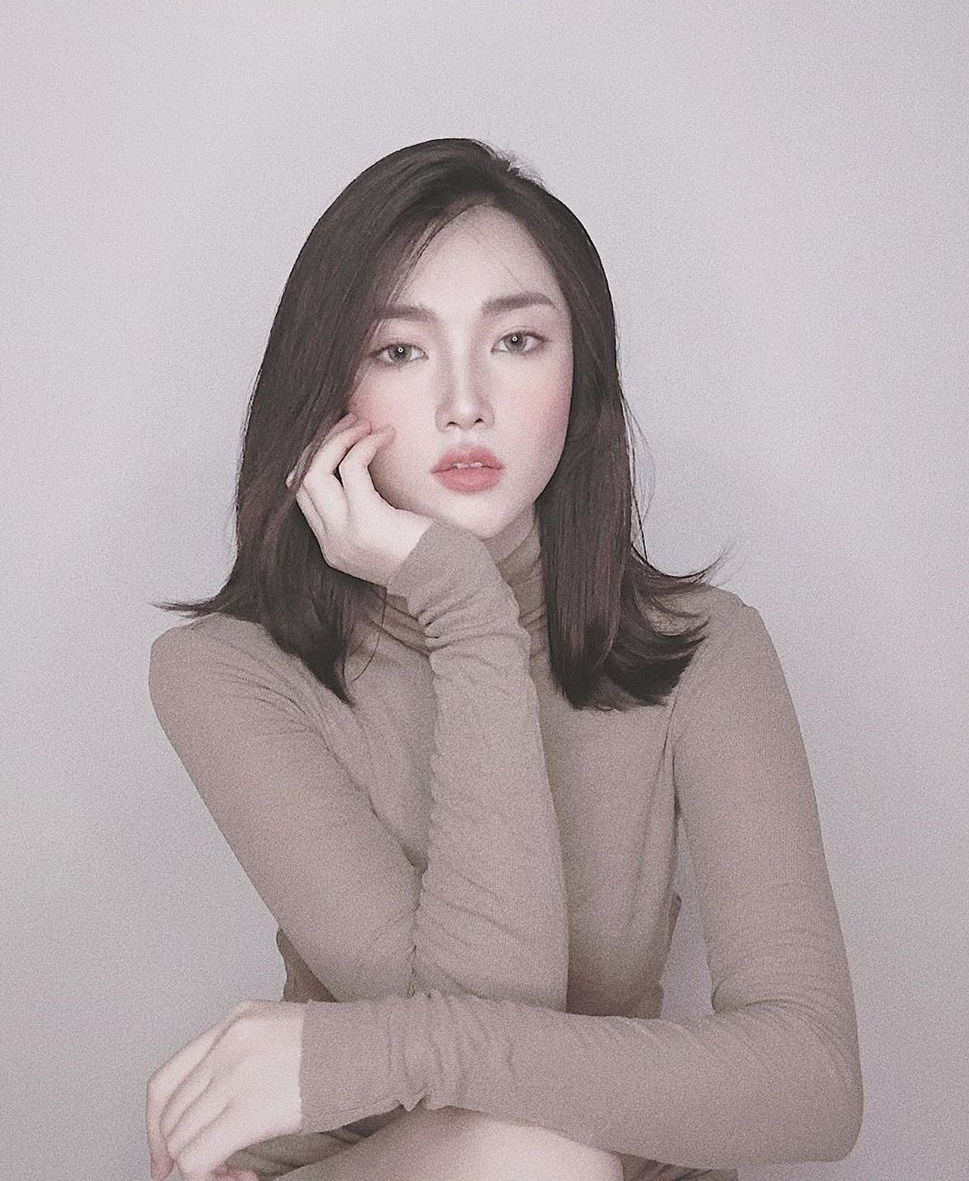 ban gai cau thu la giao vien anh 11