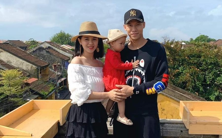 Hai Que, Huy Hung dua nua kia di du lich dip cuoi nam hinh anh