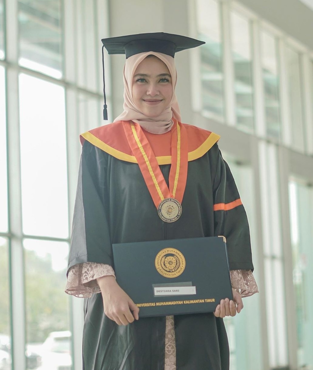 ban gai cau thu indonesia anh 2