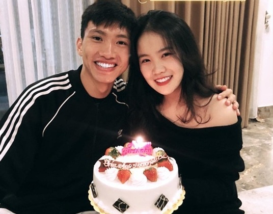 ban gai cau thu u22 anh 6