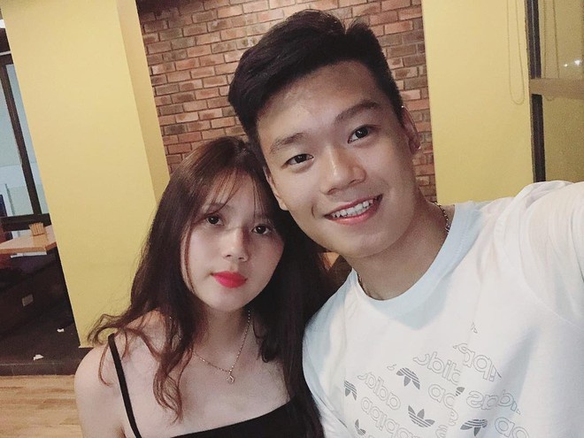 ban gai cau thu u22 anh 3