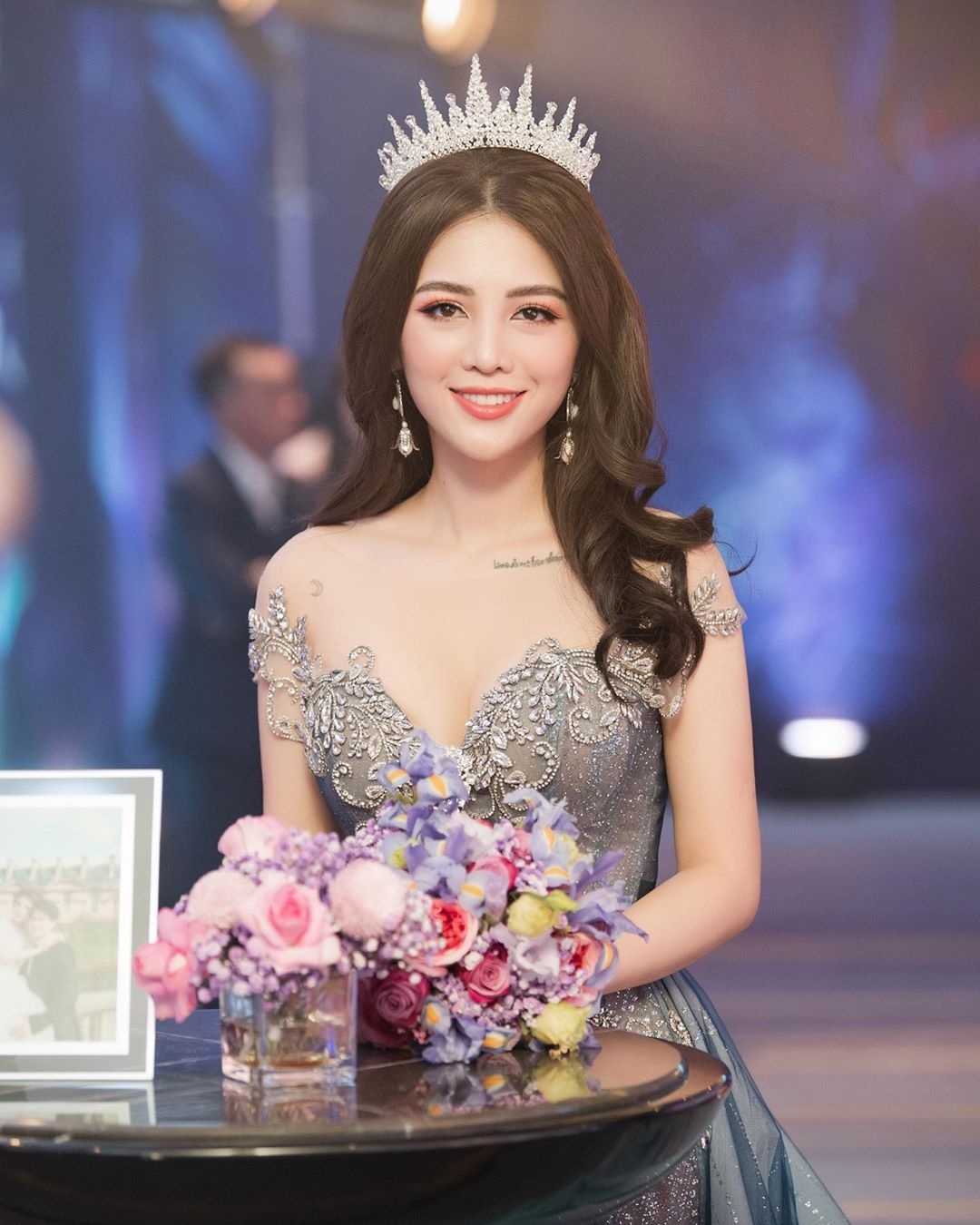 con gai minh nhua lay chong anh 10