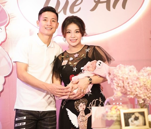 cau thu van duc cuoi vo anh 8