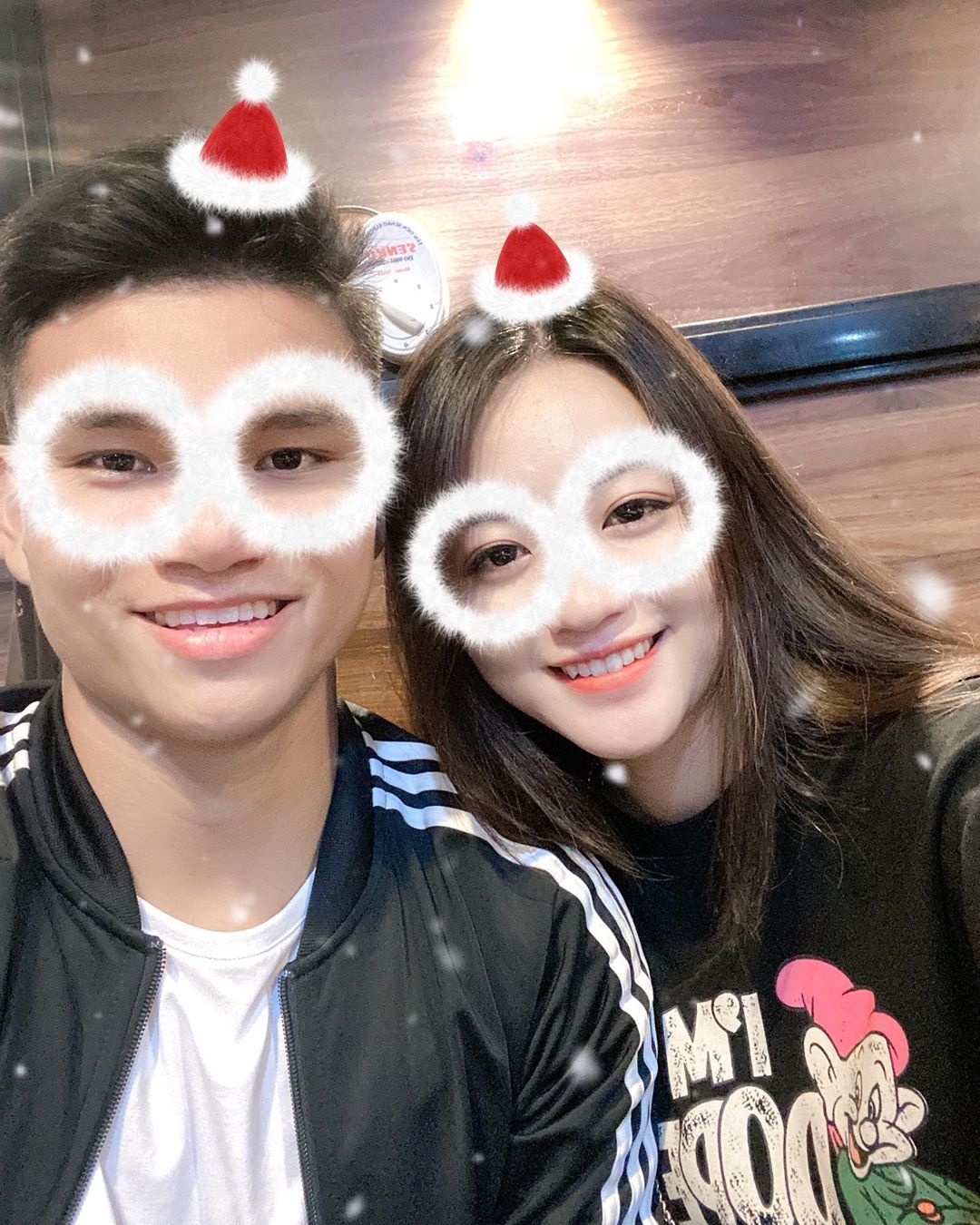 cau thu di choi giang sinh anh 5