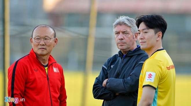 tro ly cua HLV Park anh 5