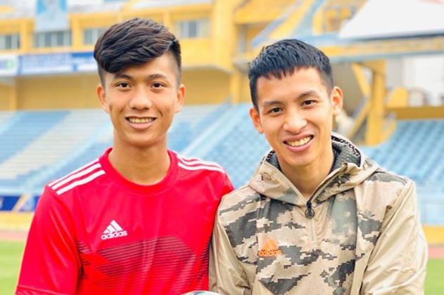 Van Duc nhan qua cuoi som tu dan anh Do Hung Dung hinh anh