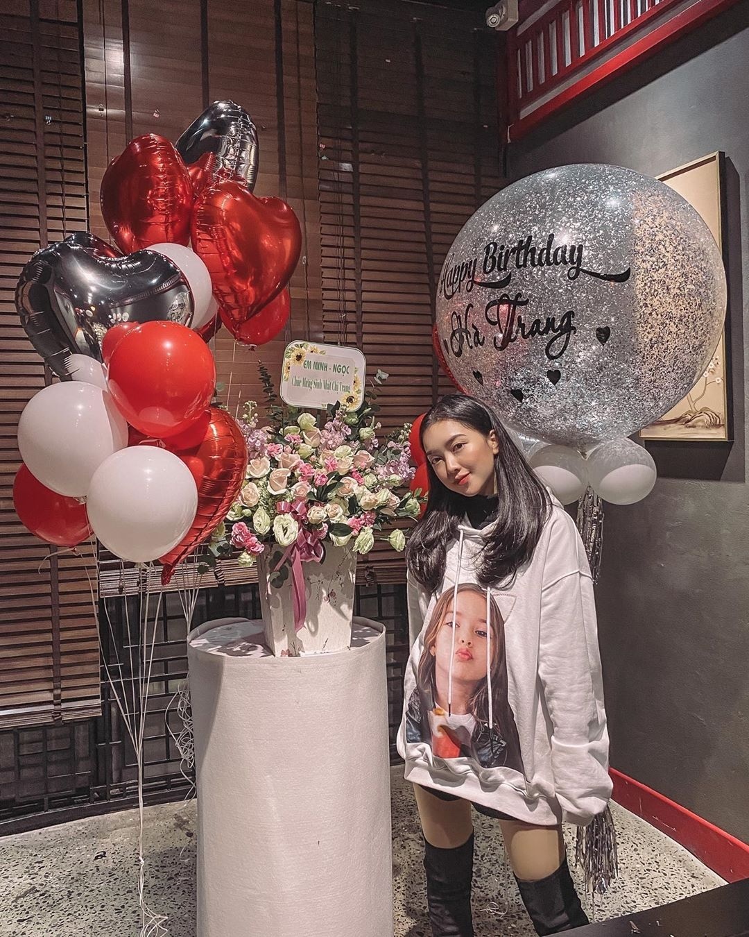 ban gai cau thu sam tet anh 5