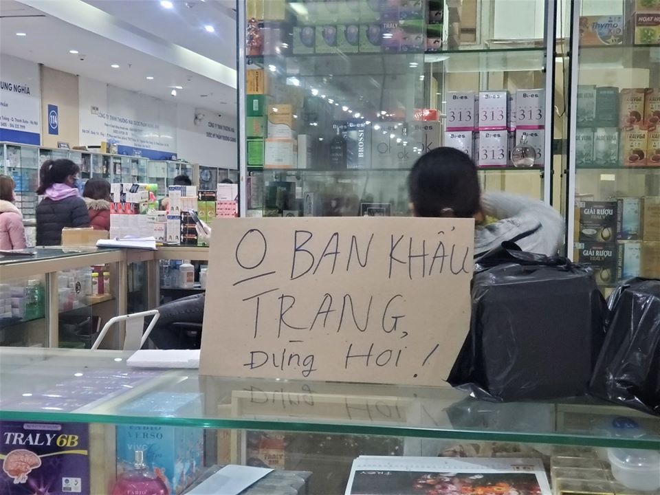 hieu thuoc khong ban khau trang anh 1