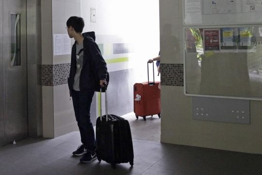 lao dong trung quoc bi duoi anh 1