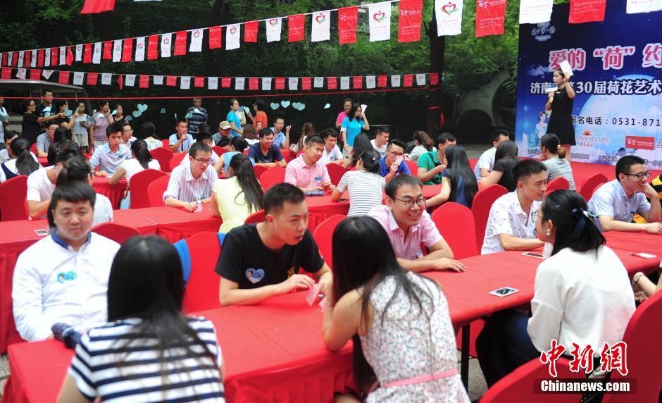 mai moi mua dich corona anh 3