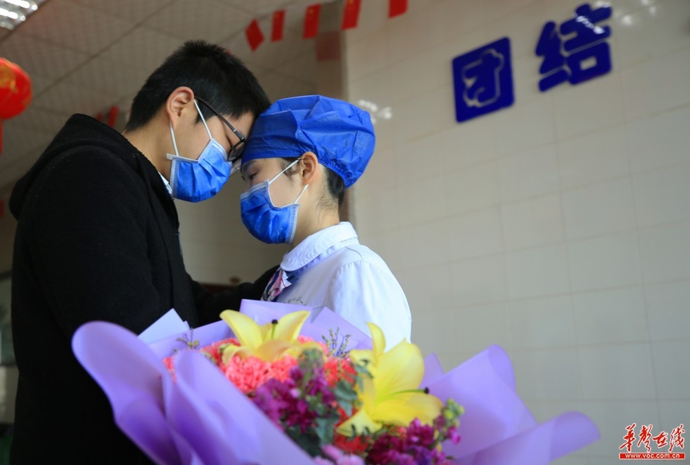 bac si Trung Quoc tam biet nguoi than anh 7