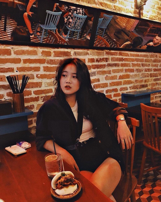 bạn gái cầu thủ thân thiết nhau ảnh 7 ban gai cau thu than thiet nhau anh 7