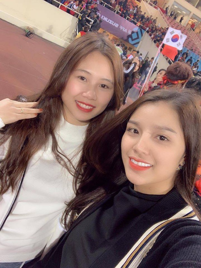 bạn gái cầu thủ thân thiết nhau ảnh 10 ban gai cau thu than thiet nhau anh 10