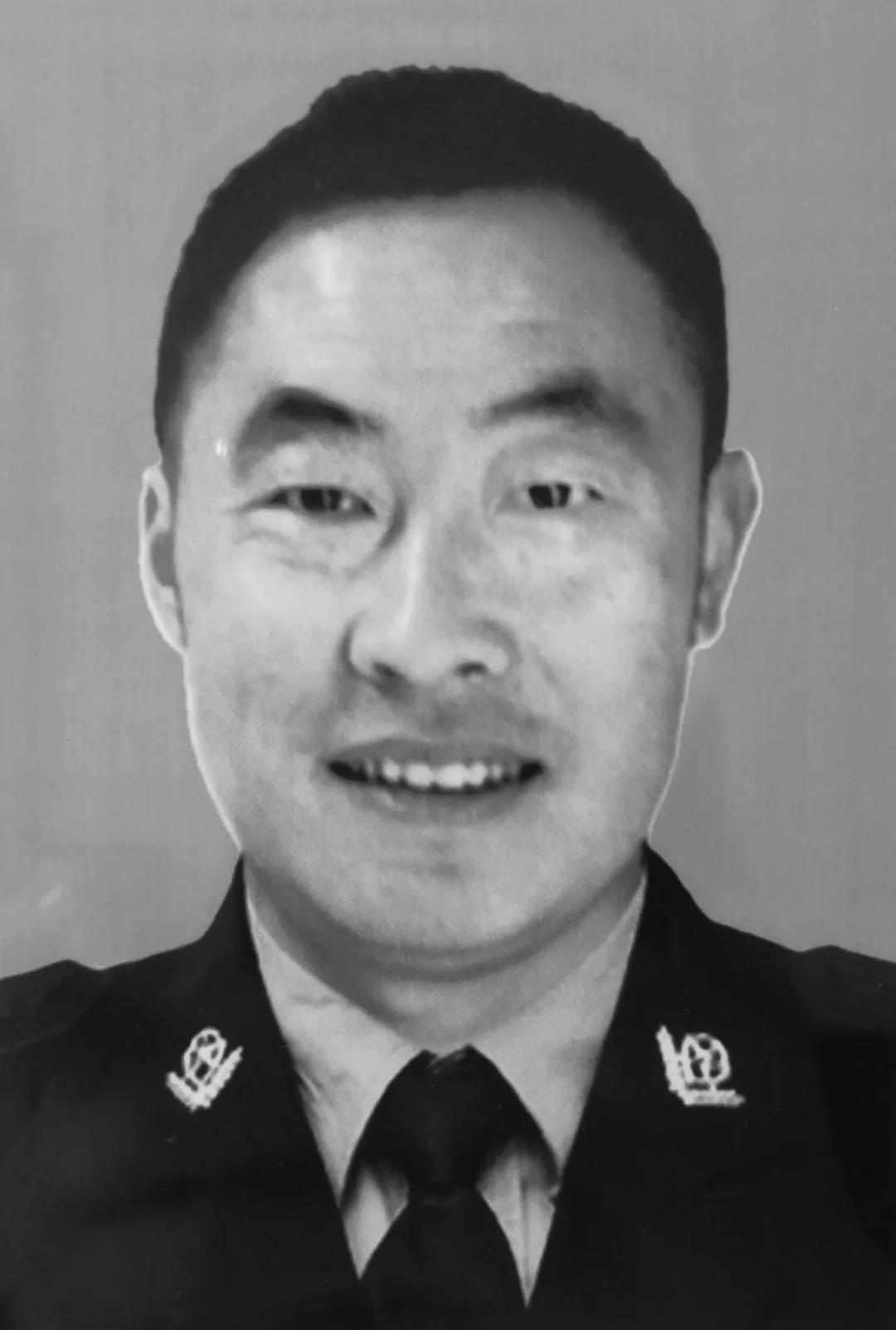 canh sat chet vi kiet suc anh 1