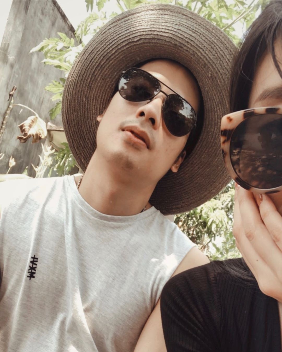 JV cong khai ban gai anh 2