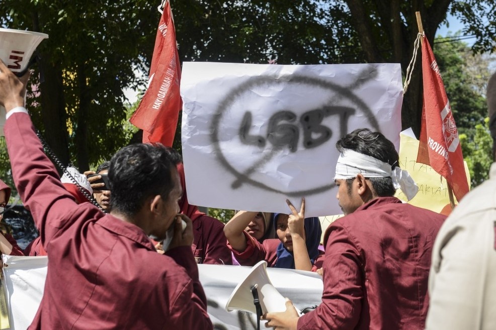 Nha nghi o Bali lao dao vi dao luat ha khac voi du khach LGBT hinh anh