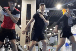 Xuan Truong day dong doi o Han 'dieu nhay gay tay' cua Son Tung hinh anh