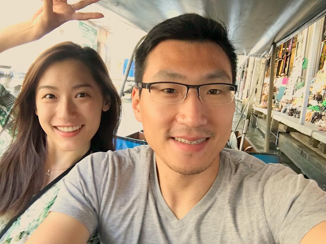 chi em song sinh tot nghiep harvard anh 9