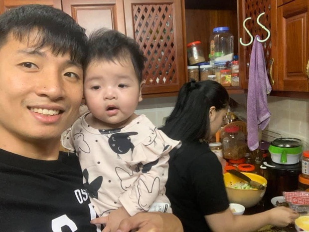 cau thu viet nam cham con mua dich anh 3