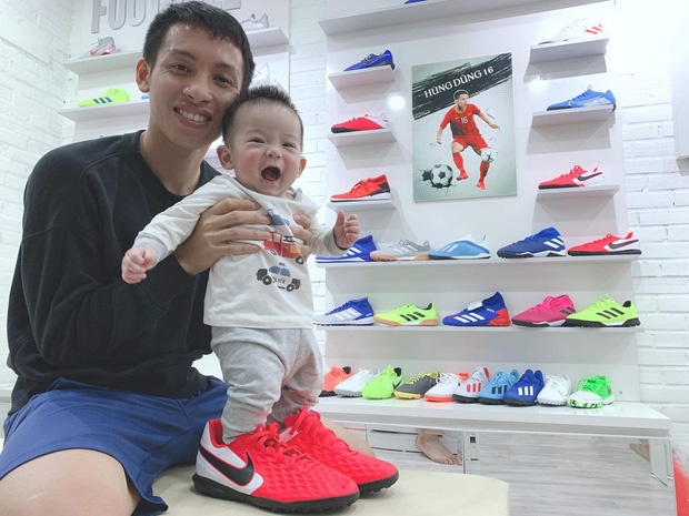 cau thu viet nam cham con mua dich anh 1