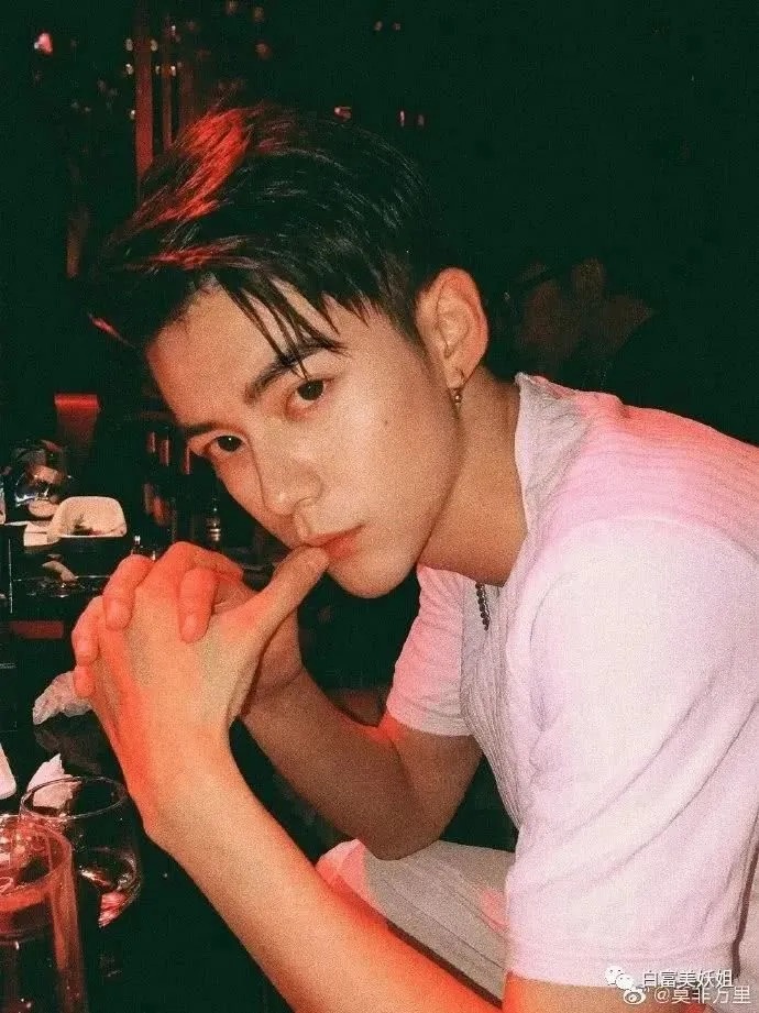 hot boy lộ mặt thật ảnh 7 hot boy lo mat that anh 7