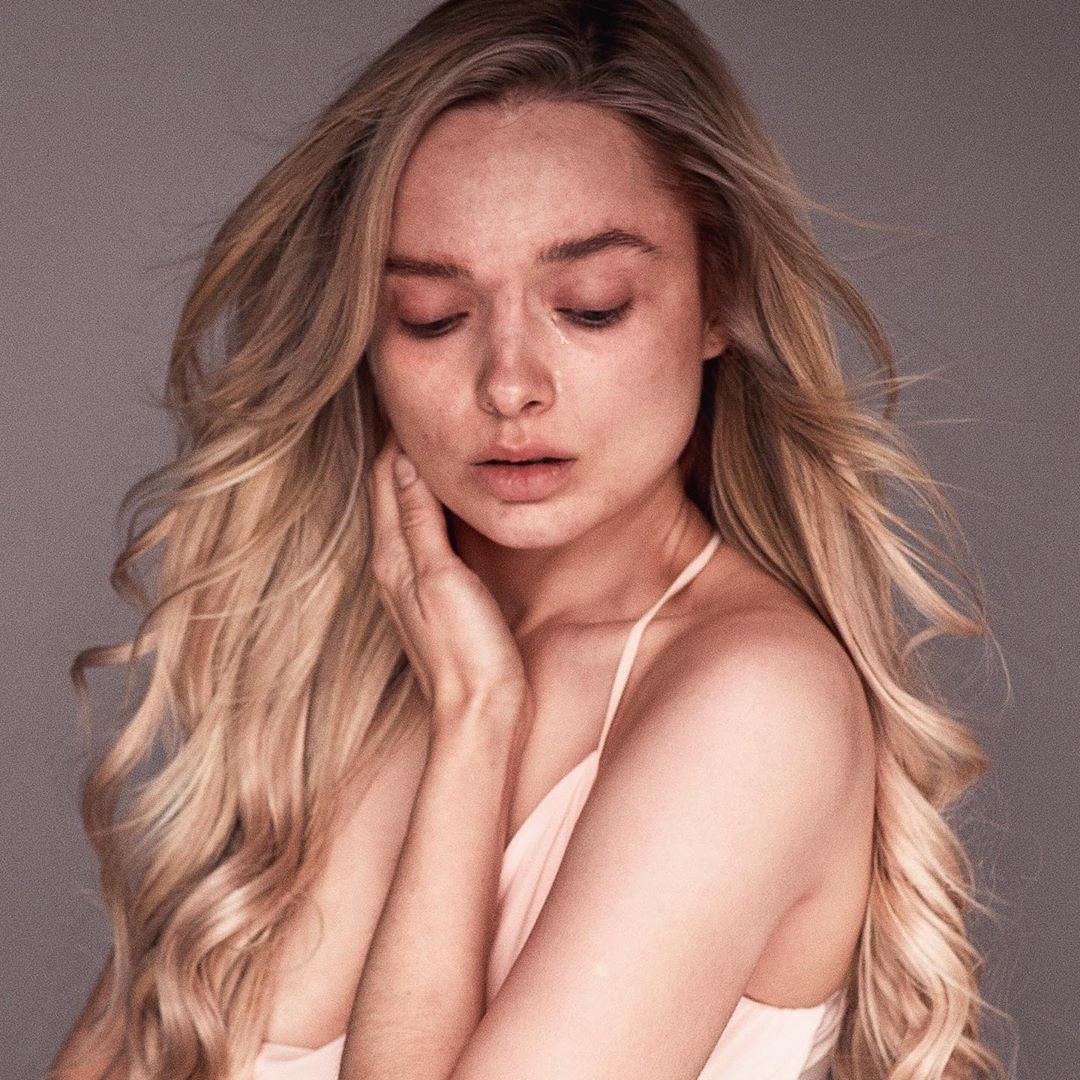 hot girl voi khuon mat tan nhang anh 7