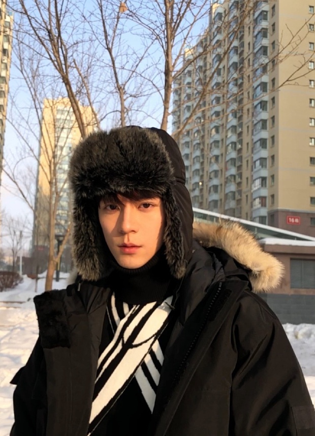 hot boy lo mat that anh 2