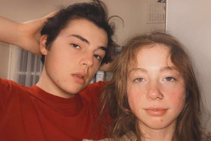 Ca nuoc phong toa van co di bo gap ban gai roi mat tich hinh anh