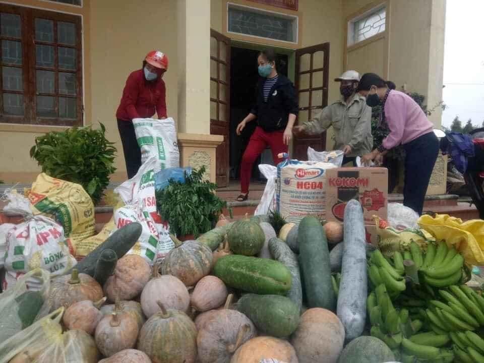 nguoi dan ung ho khu cach ly anh 1