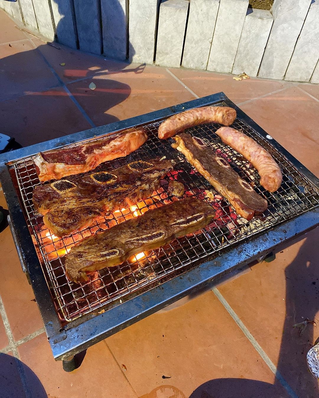 cau thu tranh dich anh 1